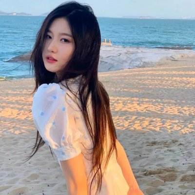 9顶假发的女孩